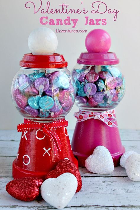 Valentine Craft Decorations, Diy Crafts For Adults, Candy Crafts, Diy And Crafts Sewing, Navidad Diy, Diy Valentines Crafts, My Funny Valentine, Valentine Candy, Candy Jar