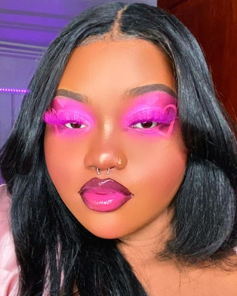 Cute Eyeshadow Looks, Avant Garde Makeup, Brown Skin Makeup, Black Eyeshadow, Twist Styles, Hair Twist Styles, Fancy Makeup, Make Up Looks, Pat Mcgrath