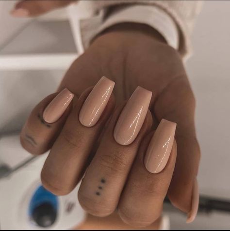 Peachy Nude Nails, Beige Manicure, Nails Beige, Beige Nail, Punk Nails, Nails Nude, Beige Nails, Work Nails, Classic Nails