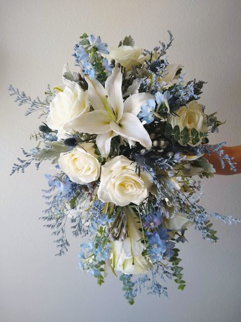 Wedding Blue Aesthetic, Light Blue Flower Bouquet Wedding, Blue Flower Wedding Bouquet, White Rose Bouquet With Blue, Light Blue And White Flower Bouquet, Light Blue Wedding Bouquet, Light Blue Rose Bouquet, Light Blue And White Roses Bouquet, White And Blue Bouquet