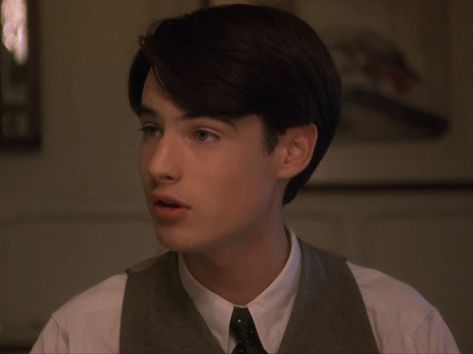 tom sturridge as rodger gosselyn in 2004 film Being Julia Nigel Colbie, The Boat That Rocked, Tom Sturridge, Madding Crowd, Girl Dinner, Hot Actors, Hogwarts, Behind The Scenes, Actors