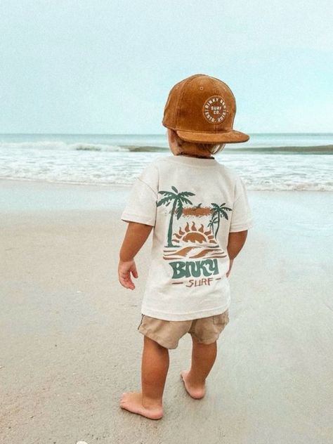 Aesthetic baby boys clothes and hats! Boho Baby Boy Outfits, Baby Boy Clothes Aesthetic, Baby Boy Summer Outfits, Baby Boy Aesthetics, Surfer Boy Outfits, Baby Boy Fits Summer, Baby Boy Vacation Outfits, Baby Beach Outfit Boys, Boho Baby Boy