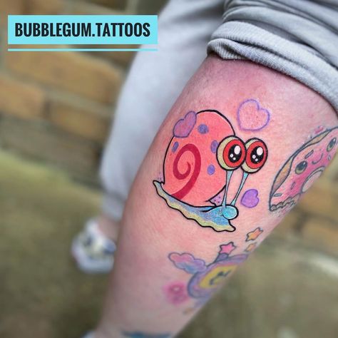 𝓛𝓮𝓪𝓱𝓪 on Instagram: “Super dooper irritated and red but did this Gary on @imjustpeachy0 , thanks girl! 💕” Gary Snail Tattoo, Gary Spongebob Tattoo, Gary The Snail Tattoo, Gary Tattoo Spongebob, Spongebob Tattoo Ideas, Gary Tattoo, Pikachu Tattoo Design, Marble Tattoo, Bubble Tattoo