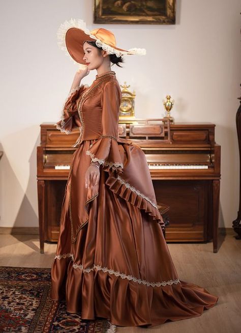 The quality is very very good the recommendations are the best. Thank you to the seller.👍👍👍👍👍👍👍👍👍👍👍👍👍👍👍👍👍👍💯💯💯💯💯💯💯💯💯💯💯💯💯💯💯💯💯💯💯💯🥰🥰🥰🥰🥰🥰🥰🥰🥰🥰🥰🥰🥰🥰🥰🥰🥰🥰🥰🥰👍👍👍👍👍👍👍👍👍👍👍👍👍👍 Historically Accurate Victorian Dress, Bustle Dress Victorian, Brown Victorian Dress, Baroque Dresses, Masquerade Party Dress, Victorian Evening Dress, Victorian Ballgown, Victorian Bustle Dress, 1880s Dress