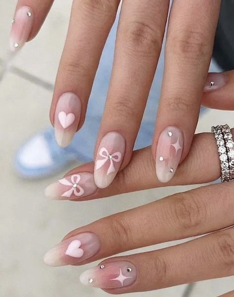 nails beauty pink nail art ideas aesthetic coquette Coquette Nails, Kutek Disney, Summery Nails, Her Nails, Pretty Gel Nails, Soft Nails, Lily Rose Depp, Dream Nails, Funky Nails