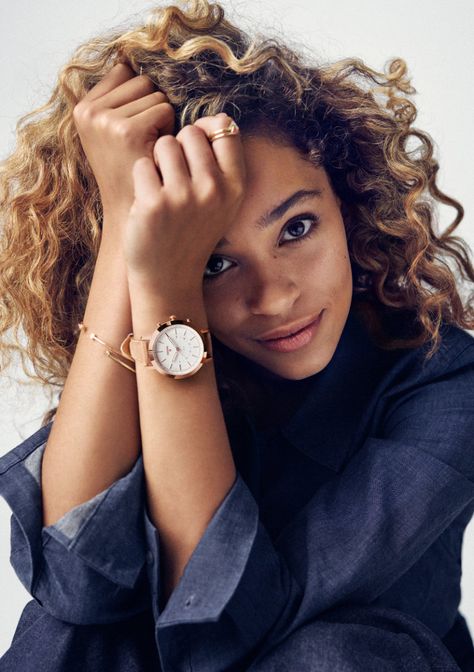 Watch Campaign Photography, Watch Model Poses, Watch Photography With Model, Watch Model Photography, Watch Shoot Photography, Watch Poses Women, Watch Photoshoot Ideas, Izzy Bizu, Watch Photography Ideas