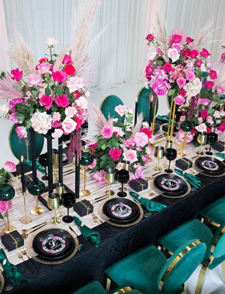 Summer Glam Wedding, Groomsman Ideas, Gold White Wedding, Fuschia Wedding, Krikor Jabotian, Holiday Party Inspiration, Pink Centerpieces, 21 Diner, Green Themed Wedding