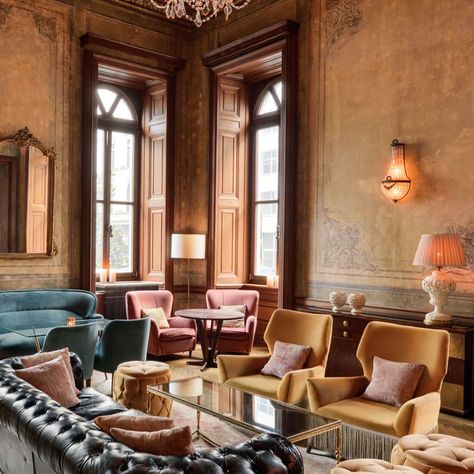 Set in Palazzo Corpi, in the heart of the Beyoğlu district, Soho House Istanbul is a place for members to relax, eat, drink and meet. Discover more here. Soho House Istanbul, Hotels In Istanbul, Luxury City, Hotels In Turkey, Cheap Rooms, Istanbul Hotels, Colorful Interior, Deco Studio, Morning Room