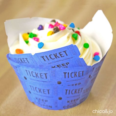 Carnival cupcakes with ride ticket cupcake wrappers | Chica and Jo Fair Themed Party, Circus Week, Cutest Cupcakes, Carnival Cupcakes, Karneval Party, Circus Birthday Party Theme, Fair Theme, Theme Carnaval, Carnival Birthday Party Theme