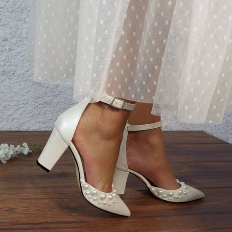 Closed Toe Wedding Shoes, Bridal Wedges, Ivory Heels, Ivory Bridal Shoes, Wedding Shoes Low Heel, Ivory Wedding Shoes, Closed Toe Heels, Wedding Shoes Bride, White Wedding Shoes