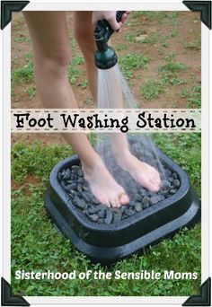 DIY Backyard Top 10 Projects at http://the36thavenue.com Pin it now and make them later! Foot Washing Station, Washing Station, Swimming Pool Designs, Backyard Projects, Backyard Fun, Cool Ideas, Summer Diy, Diy Backyard, Pool Designs