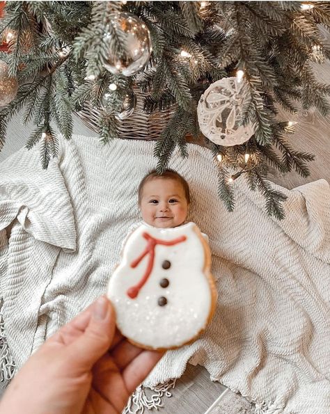 Starbucks Cookie, Brooke Wells, Starbucks Cookies, Christmas Baby Pictures, Snowman Cookie, Snowman Cookies, Newborn Shoot, The Snowman, Cute Snowman