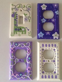 Cute Light Switch Art, Painted Outlet Covers Diy, Outlet Painting Ideas Easy, Light Switch Painting Ideas, Outlet Cover Painting Ideas, Lightswitch Ideas Painting, Light Switch Covers Diy Paint, Outlet Painting Ideas, Outlet Covers Painting