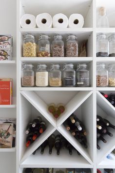 How to Design the Pantry of Your Dreams - Apartment34 Gömda Rum, Beautiful Pantry, Dream Pantry, Wine Decor Kitchen, Desain Pantry, Wine Kitchen, Diy Pantry, California Closets, Pantry Design