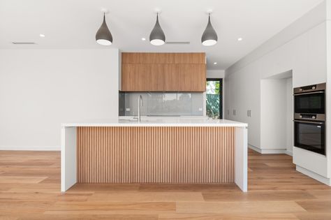 Finery Residence — Blackett Homes | Canberra Builder Dining Japandi, Interior Japandi, Kitchen Japandi, Japandi Aesthetic, Japandi Dining, Japandi Furniture, Japandi Minimalist, Japandi Kitchen, Style Japandi