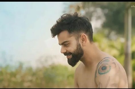 Kohli Hairstyle, Virat Kohli Beard, Mens Haircuts Thick Hair, Very Short Hair Men, Virat Kohli Hairstyle, Goatee Beard, Ab De Villiers Photo, Beard Styles Short, Virat Kohli Instagram