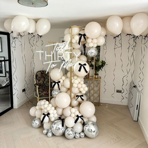 Birthday Balloon Decoration Ideas, Birthday Balloon Ideas, Beige Balloons, Birthday Aesthetics, White Balloon Arch, Winter Engagement Party, Birthday 24, Balloon Business, Balloons Arch