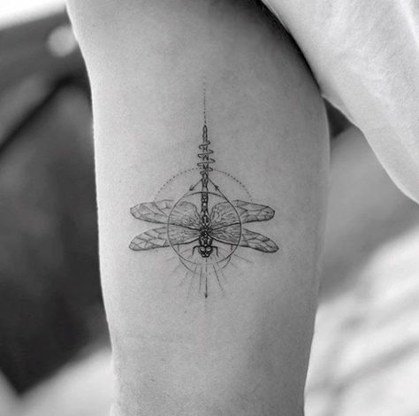 The Best Tattoos For Men, Freedom Symbol Tattoo, Free Spirit Tattoo, Best Tattoos For Men, Best Tattoo Ideas For Men, Chameleon Tattoo, Freedom Tattoos, Dr Woo, Hemsworth Brothers