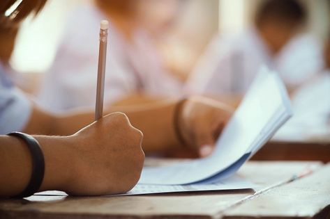 Closeup to hand of student  holding penc... | Premium Photo #Freepik #photo #business #school #people #hand Study Pharmacy, Study Engineering, Exam Photos, Past Questions, Student Exam, Exam Answer, Teacher Recruitment, Exam Day, School Certificates