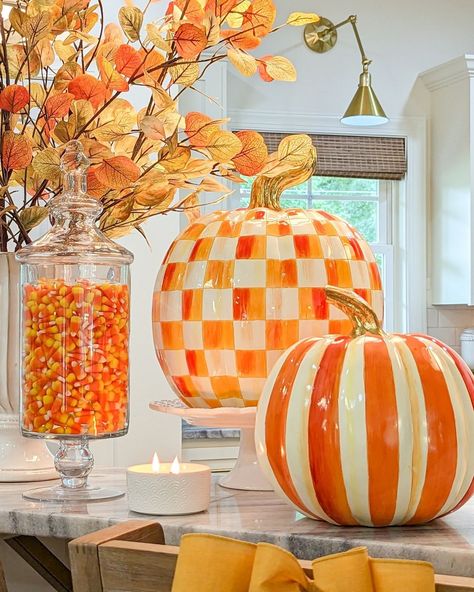 Pumpkins Hallow Aesthetic, Mackenzie Childs Decor, Whimsy Halloween, Classy Halloween Decor, Design Darling, Classy Halloween, College Football Games, Halloween Pumpkins Painted, Large Pumpkin