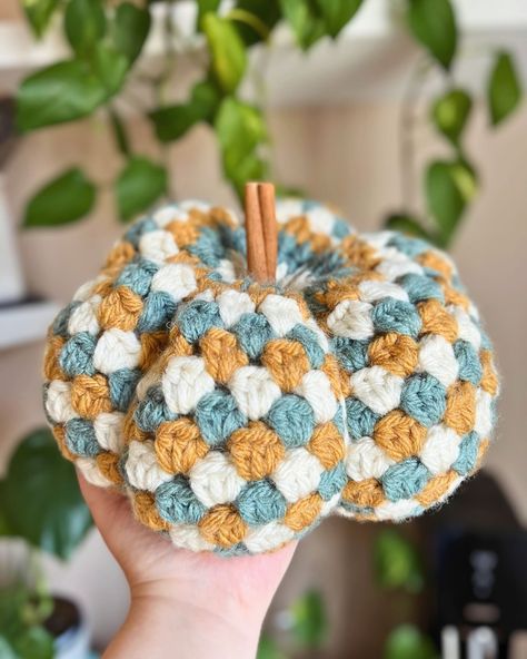 Introducing the Granny Pumpkin 🍂 Every Fall season, I always have a new pumpkin style to surprise you with! Meet the newest member of the pumpkin patch ✨ This crochet pumpkin utilizes the granny stitch for a totally unique look. I’ll have a few at this weekend’s market at @saskatoonfarm in varying sizes and colour palettes! Crochet Pattern by @stitchsisterco Yarn is @lionbrandyarn Hue & Me #saskatoonfarm #crochetpumpkin #pumpkinseasonishere #ShareMyLBY #shoplocalyyc #calgarymarkets #hand... Granny Stitch Pumpkin, Granny Square Pumpkin, Granny Square Stitch, Square Pumpkin, Stitch Pumpkin, Alpine Stitch, Granny Stitch, Square Stitch, Crochet Pumpkin