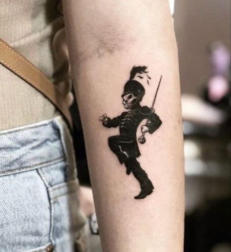 Black Parade Tattoo, Mcr Tattoo Ideas, Emo Tattoo Ideas, My Chemical Romance Tattoo, Mcr Tattoo, Punk Tattoo Ideas, Romance Tattoo, Tattoo Emo, Punk Tattoos