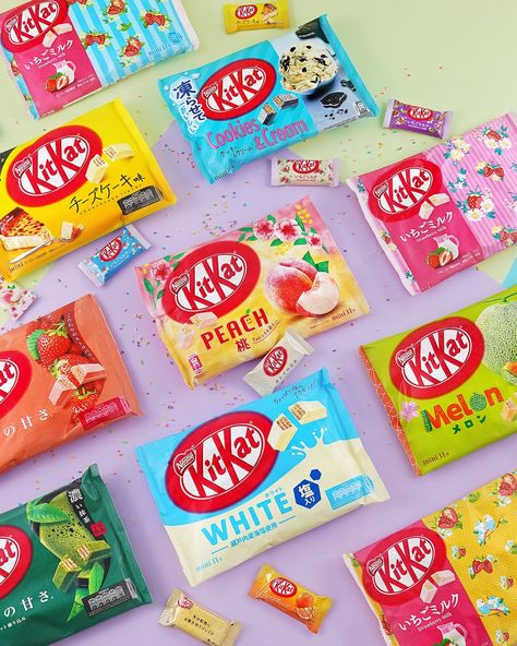 😁 OMG ❗ We spent weeks listing ALL Japanese Kit Kat flavors! 🍫 Find out all of them! 😍 #japancandystore #kitkatjapan #kitkat #japanesekitkat Kitkat Packaging, Japanese Candy Packaging, Japanese Snacks Packaging, Japanese Kitkat, Japanese Kit Kat Flavors, Japanese Candies, Kit Kat Flavors, Japanese Kit Kat, Japan Snacks