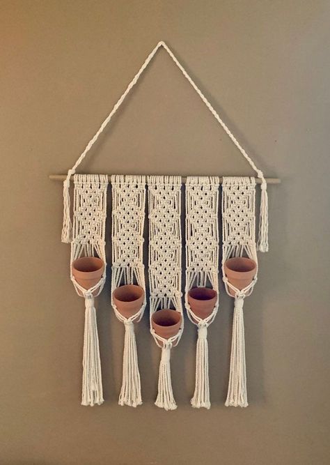 Multi Plant Hanger, Simpul Makrame, Art Macramé, Pola Macrame, Tutorial Macramé, Macrame Plant Hanger Patterns, Makramee Diy, Macrame Knots Pattern, Diy Macrame Plant Hanger