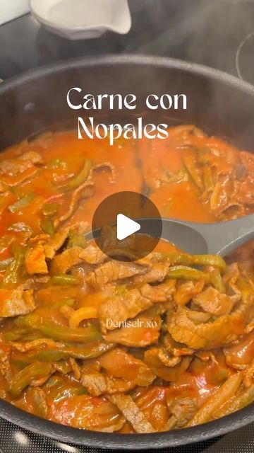 Nopales Recipes Mexican, Nopales Recipe, Chile Colorado, Recetas Keto, April 12, Mexican Dishes, Meat Dishes, Mexican Food, Food Dishes