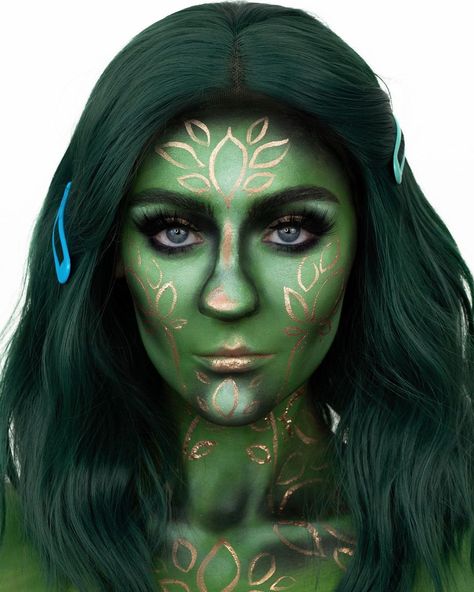 𝐒𝐀𝐍𝐃𝐑𝐀 𝐒𝐈𝐅 on Instagram: “MODERN TROLL🧚‍♀️ Recreation of the Modern Troll look I did in this weeks episode of @glowupnorge. This was the most crazy, exciting and…” Pantomime, Photo Inspo, The Modern, Halloween, Makeup, On Instagram, Instagram, Make Up