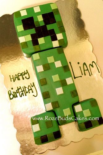 #Minecraft Creeper #Cake.   Cake for my son's 8th Bday Minecraft Creeper Cake, Pastel Minecraft, Creeper Cake, Minecraft Birthday Cake, Minecraft Birthday Party, Minecraft Cake, Minecraft Birthday, Minecraft Party, Birthday Cake Kids