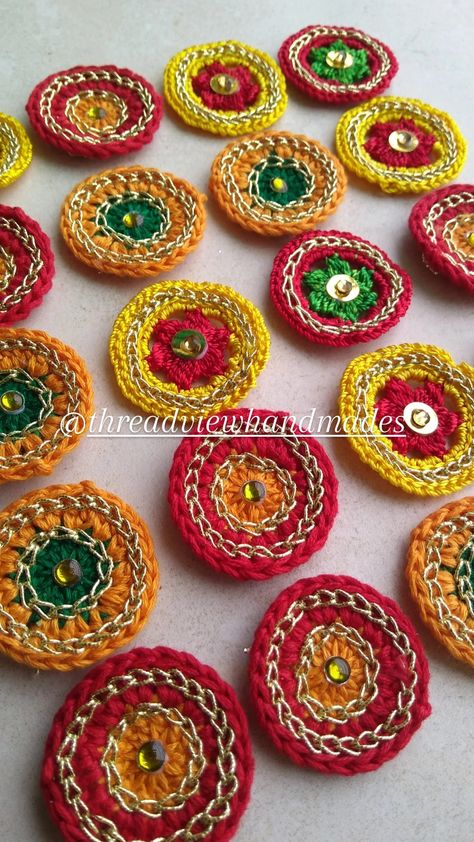 Crochet Rakhi, Rakhi Diy, Circle Crochet, Handmade Rakhi Designs, Rakhi Making, Handmade Rakhi, Rakhi Design, Crochet Decoration, Crochet Design