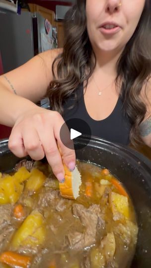 Pot Roast Soup Recipes, Pot Roast Recipes Crockpot, Roast Recipes Crockpot, Flavorful Pot Roast, Crock Pot Pot Roast, Roast Crock Pot, Saute Vegetables, Chuck Tender, Chicken And Spinach Casserole