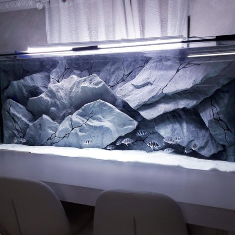 Modern Fish Tank, Cool Fish Tank Decorations, Custom Fish Tanks, Aquarium Sump, Custom Aquarium, Fish Tank Design, Aquascape Design, 3d Fish, Diy Aquarium