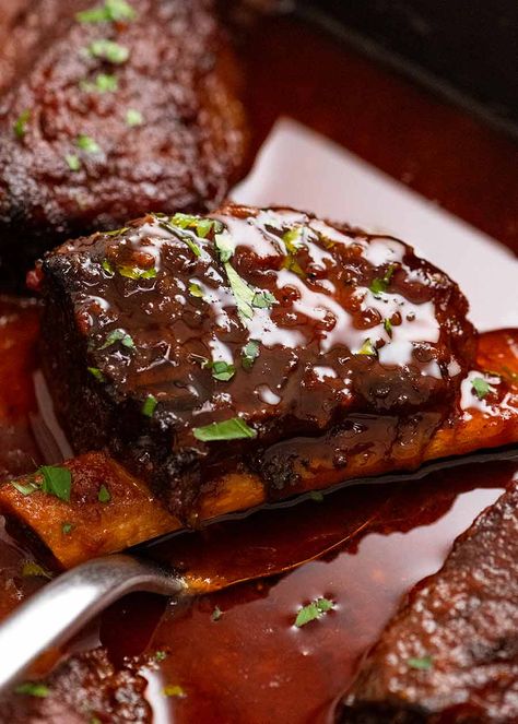 Sauce For Beef, Bbq Beef Short Ribs, Bbq Beef Ribs, Tin Eats, Bbq Short Ribs, Beef Short Rib Recipes, Chili Sauce Recipe, Beef Brisket Recipes, Short Ribs Recipe