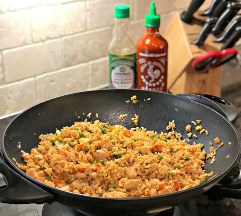 This easy meal is ready in 20 minutes and tastes even better than takeout! Budget friendly, simple to prepare, and makes plenty for leftovers the next day! Chicken Fried Rice Easy, Chinese Chicken Recipes, Chicken Fried Rice Recipe, Honey Sesame Chicken, Better Than Takeout, Arroz Frito, Cooking Chicken, Cooking Classy, Chicken Fried Rice