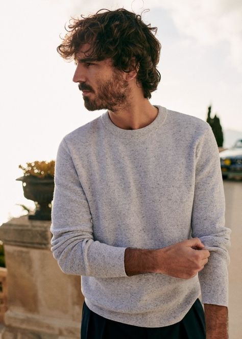 Harry Sweater - Grey - Cotton - Sézane Woodsman Style, Sweater Outfit, Black Camel, White Charcoal, Sweater Grey, Faded Denim, Cotton Linen Fabric, Raw Denim, Denim Cotton