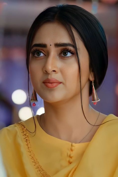 Hima Bindu, Aanchal Sahu, Tejaswi Prakash, Tejasswi Prakash, Beauty Hacks Lips, Nice Face, Red Hair Woman, Girl Crush Fashion, Beauty Face Women