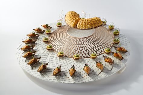 Japan platter #bocusedor #bocusedorfinale2023 #contest #gastronomy #chefs #food #cooking ©Julien Bouvier Studio Bocuse Dor, Flat Bread, Food Cooking, Food Plating, Flatbread, Plating, Bread, Japan