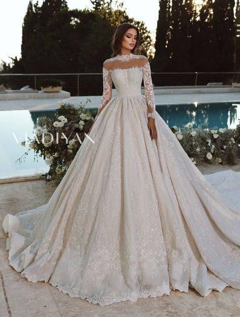 Ivory Ball Gown, Long Sleeve Bridal Dresses, Best Gowns, Neck Wedding Dress, Bridal Ball Gown, Wedding Dresses Ball Gown, Royal Dresses, Princess Ball Gowns, Wedding Dresses Beaded