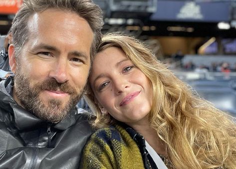 Ryan Reynolds Wife, Film Romance, Blake Lively Ryan Reynolds, Blake And Ryan, Getting Over Her, Couple Selfies, Julia Roberts, Ryan Reynolds, Ben Affleck