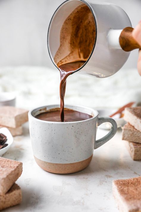 Healthy Hot Chocolate, Vegan Hot Chocolate, Filled Donuts, Mexican Hot Chocolate, Homemade Hot Chocolate, Chocolate Chip Banana Bread, Chocolate Caliente, Hot Chocolate Mix, Chocolate Mix