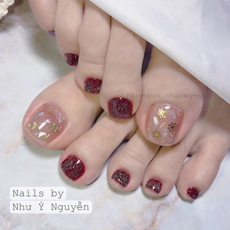 Nail Hot, Natural Gel Nails, Fake Toenails, Foot Design, Gel Toe Nails, Bff Hands Aesthetic, Gel Toes, Cute Toe Nails, Simple Gel Nails