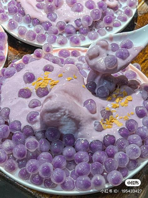 Taro Food, Taro Balls, Tapioca Pearl, Fruit Pudding, Boba Pearls, Sweet Soup, Confort Food, Purple Food, Making Food