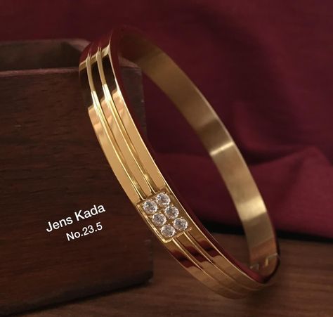 Punjabi Gold Ring Design, Diamond Kada For Men, Single Kada Designs Gold For Women, Simple Bangle Designs Gold, Single Bangle Designs Gold, Gold Bangals Design Latest, Kada Bangles Gold Design, Kada Design, Gents Kada