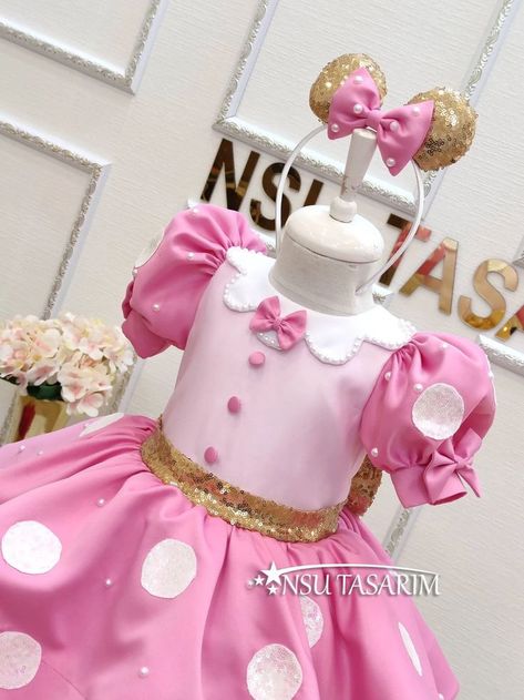 Birthday Dress Sparkle, Pink Minnie Mouse Costume, Minnie Mouse Birthday Dress, Minnie Mouse Dress Baby, Pink Minnie Mouse Dress, Dress For Special Occasion, Mickey Mouse Birthday Cake, Minnie Mouse Birthday Cakes, Minnie Dress