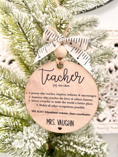 Teacher Ornament Teacher Definition Christmas Ornament for - Etsy Canada Cricket Teacher Gifts, Cnc Projects Ideas Christmas Gifts, Christmas Teacher Ornaments, Wooden Teacher Ornaments, Sublimation Christmas Gift Ideas, Christmas Teachers Gifts, Cute Christmas Gifts For Teachers, Teacher Ornament Ideas, Sublimation Christmas Gifts