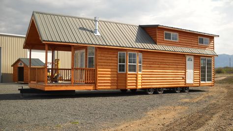 gromer-park-model-tiny-house-by-rich-daniels-001 Park Model Homes, Small Log Cabin, Log Siding, Long House, Tiny House Trailer, Tiny Cabins, Tiny House Movement, Park Models, Small Cabin