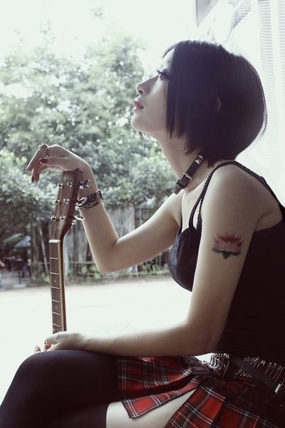 Nana Haircut, Nana Photoshoot, Nana Cosplay, Punk Singer, Osaki Nana, Alt Hair, Anime Haircut, Los 90s, Nana Osaki