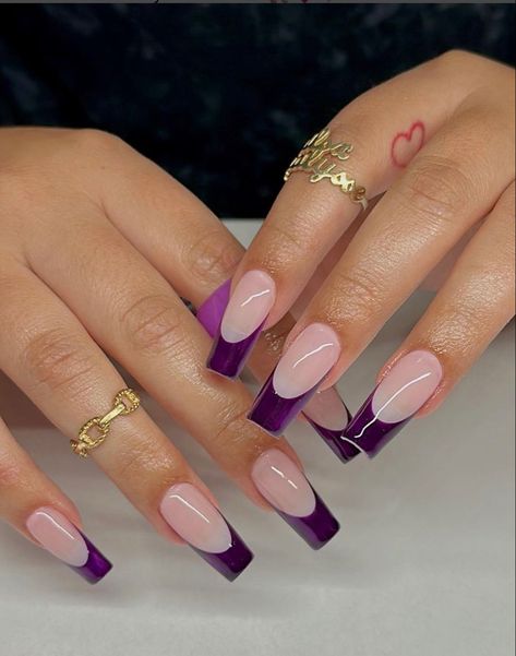 Pink Nails Inspo Aesthetic, Purple French Tips With Design, Dark Purple Nail French Tip, Long Purple French Tip Nails, Purple Nails Acrylic French Tips, French Tip Dark Purple, Prom Nails Dark Purple Dress, French Nails Purple Tips, Purple Nails Ideas Simple